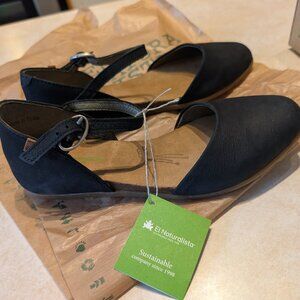 El Naturalista Stella Black Sandals Women